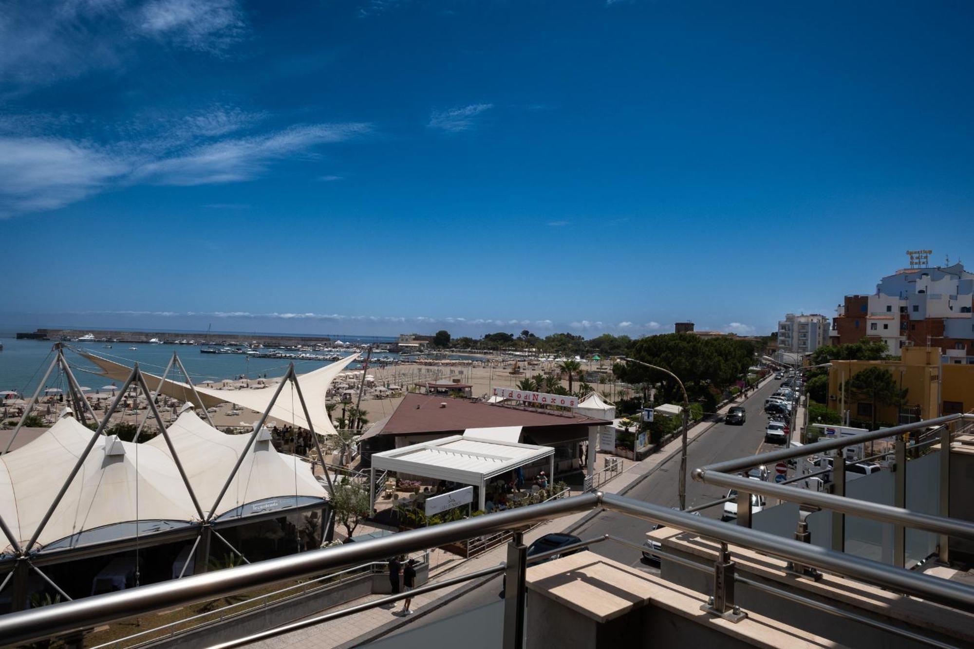 Apple House Apartment Giardini Naxos Exterior photo